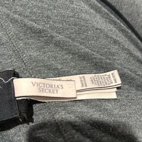 Victoria’s Secret bra - Picture 3 of 3